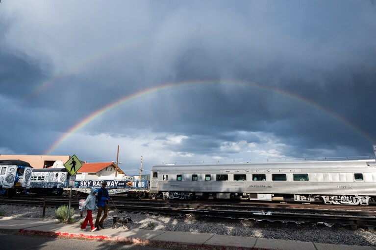 サンタフェ駅の周辺を散策していたら、こんな虹が！