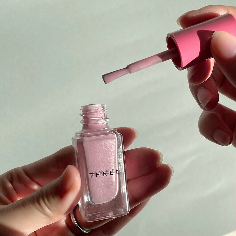 THREE ネイルポリッシュ 限定3種 1,980円(2023年3月3日［金］発売)／THREE