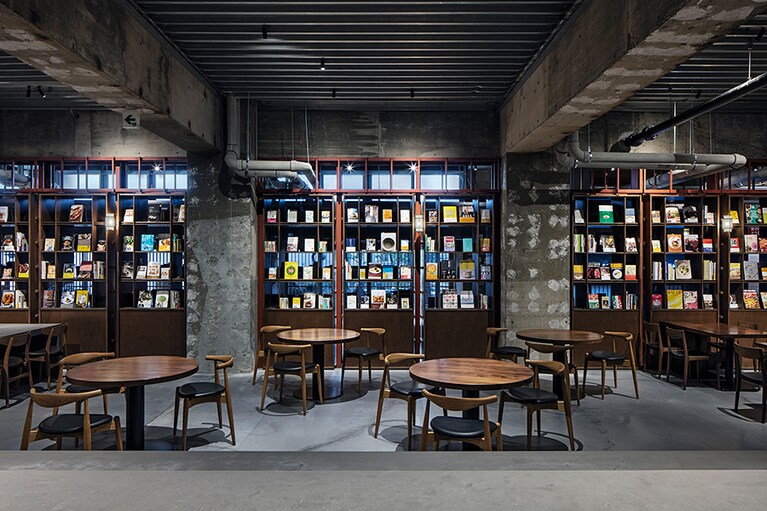 松本本箱［長野／浅間温泉］ダイニング三六七。