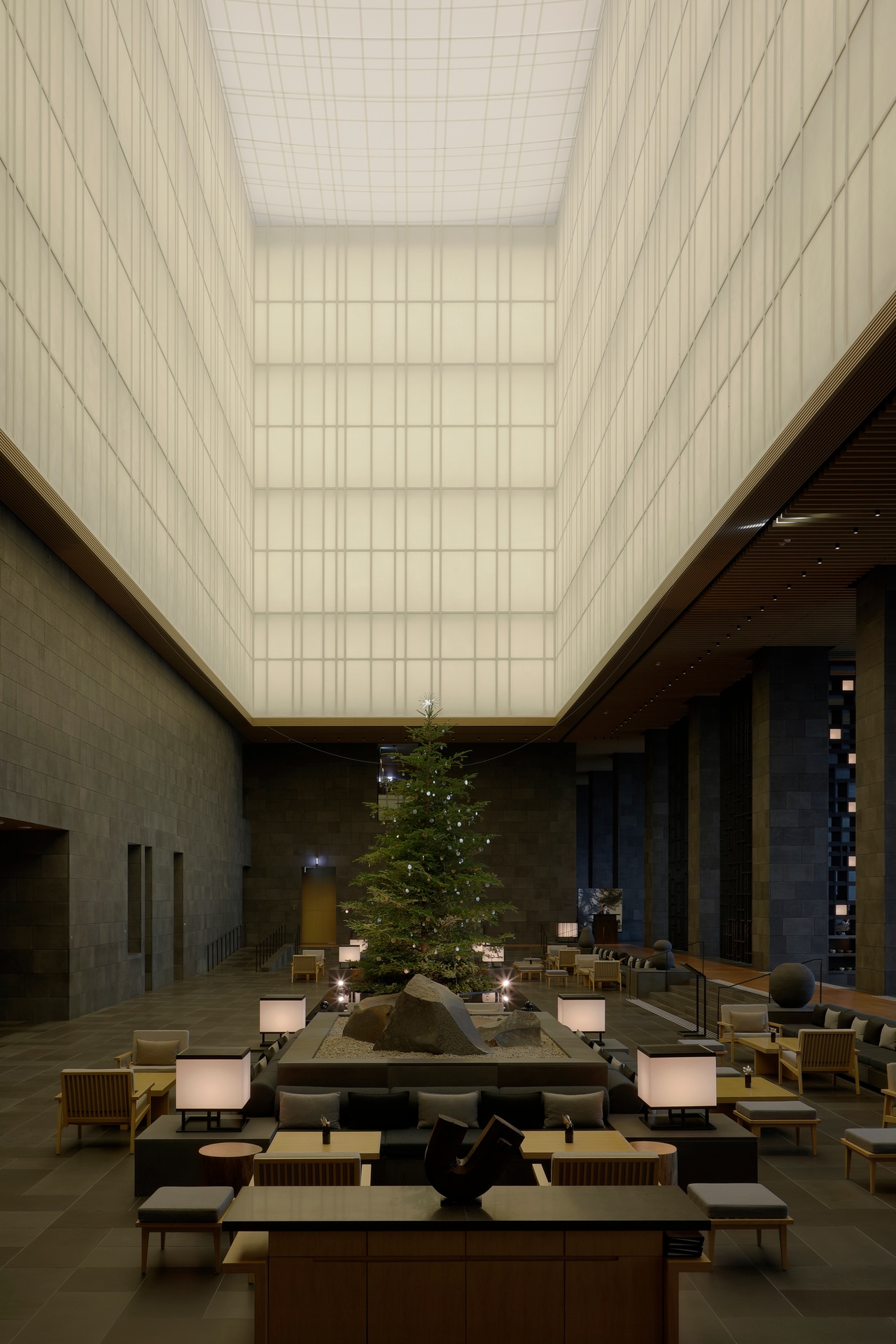 昼夜どちらも見てみたくなる。