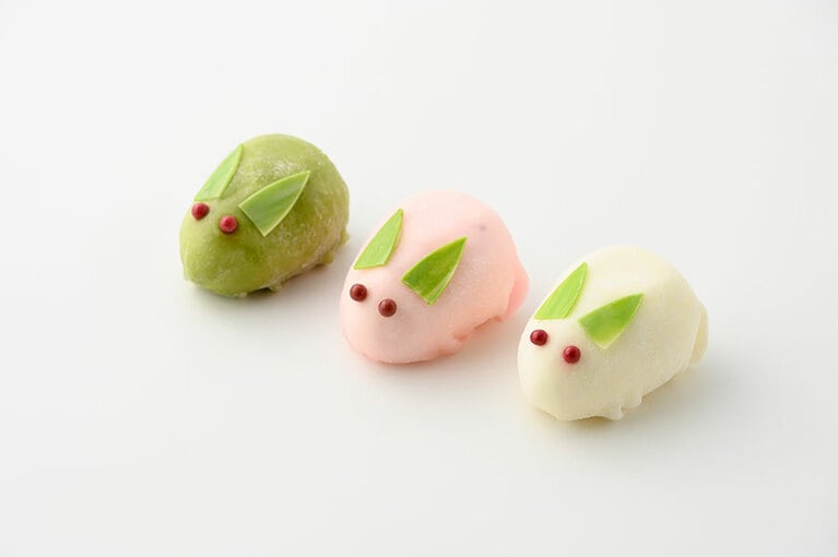 雪うさぎ 各420円。