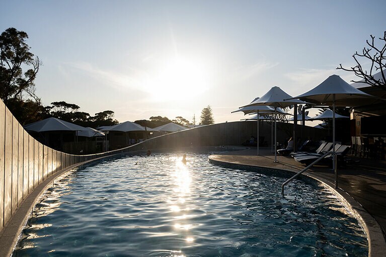 「ディスカバリー・ロットネスト・アイランド」のプール。