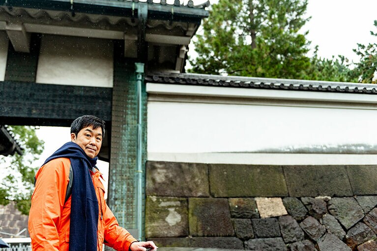 門井さん、北詰橋門をくぐる。