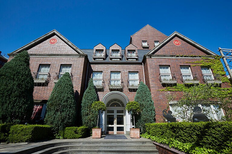 国際色あふれる港町・神戸にふさわしい英国調の建築も素敵。