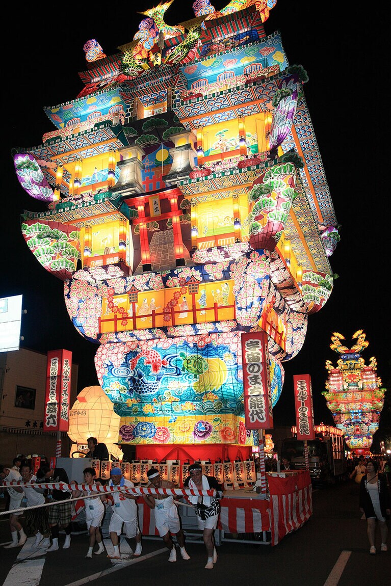 【秋田県】能代七夕「天空の不夜城」。写真提供＝秋田県誘客推進課