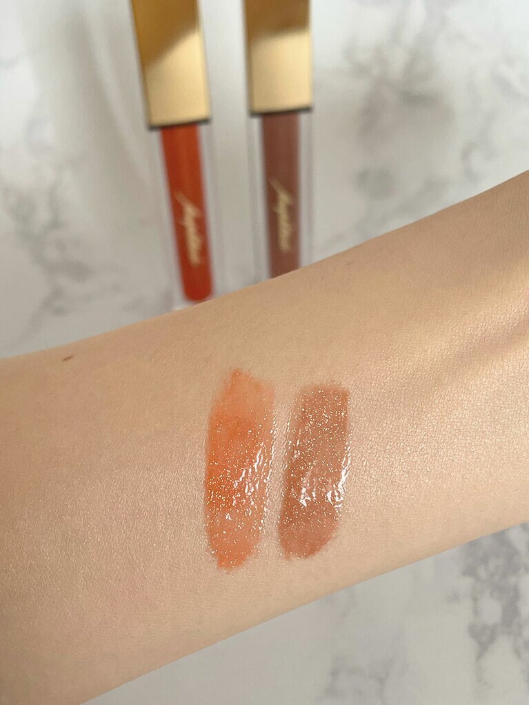 【スウォッチ】左から、EX-01オレンジゴールド、EX-02ブラウンゴールド。