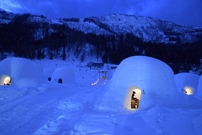 飯山市 かまくらの里。