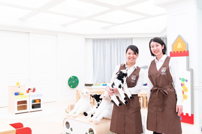 キッズスペースには、保育資格を持ったスタッフが常駐。この日は安心してワインを楽しめそう。