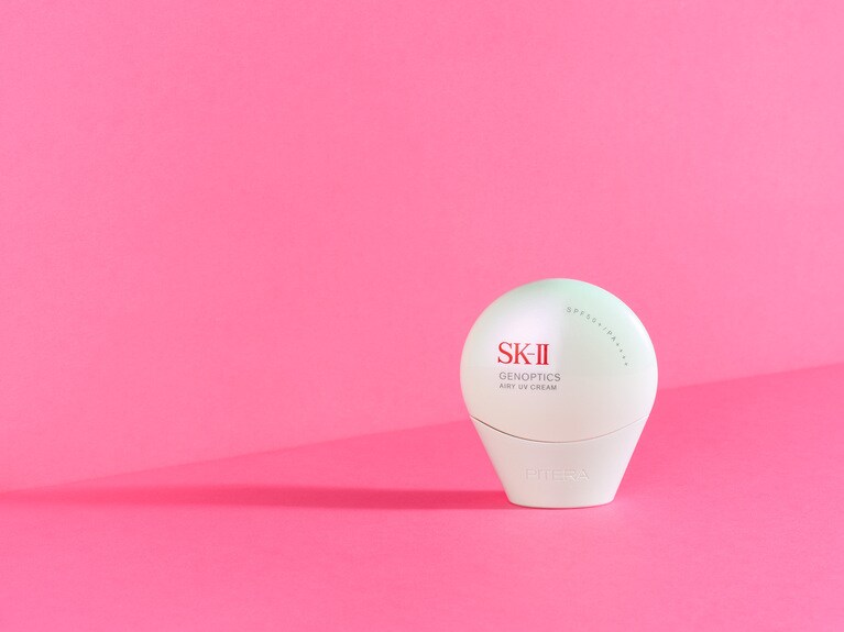 ジェノプティクス エアリー UV クリーム SPF50+・PA++++ 30g 9,900円（編集部調べ）／SK-II