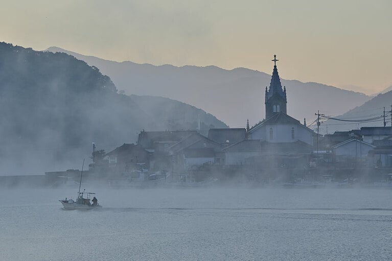 﨑津教会と気あらし。
