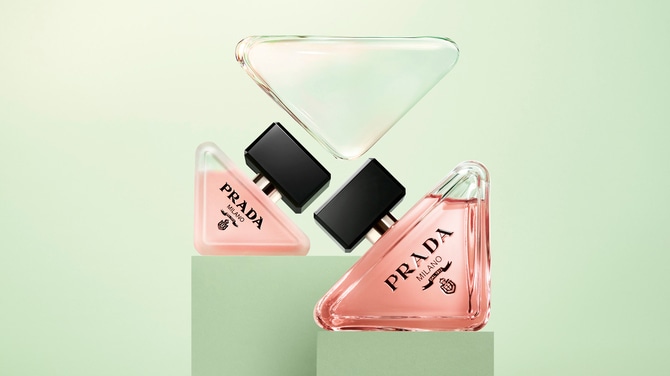 プラダ】人気フレグランスから「ブランド初のヘアミスト」が登場