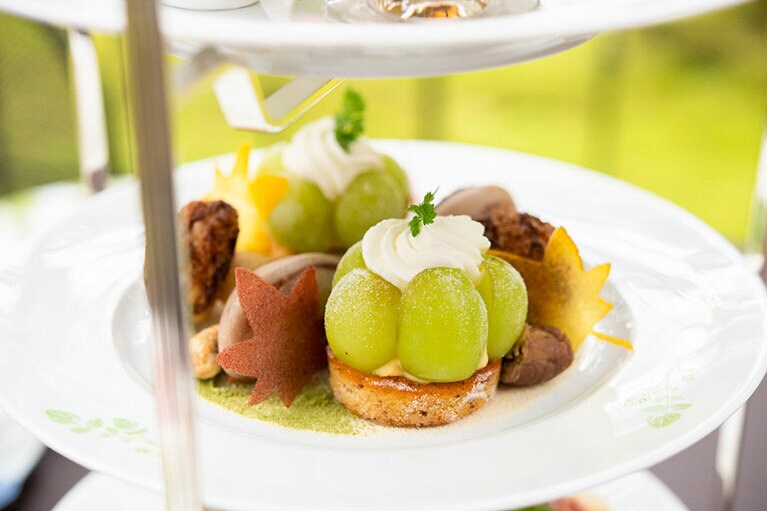 秋らしい中段のお皿。