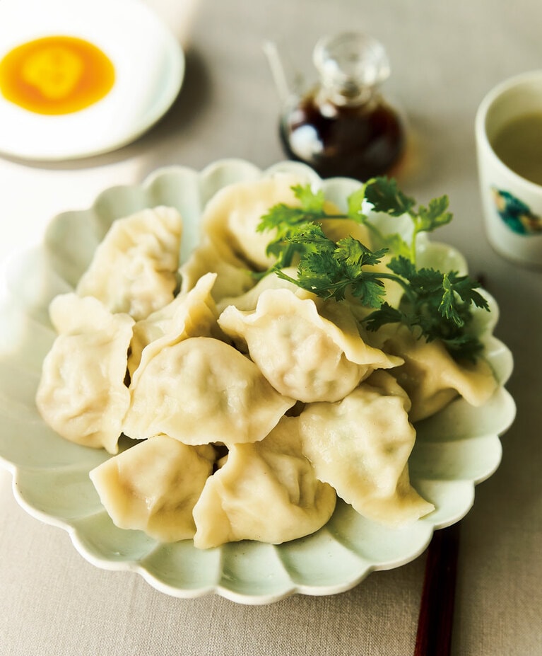 「定番！ 吉春水餃子」20個 2,400円／吉春