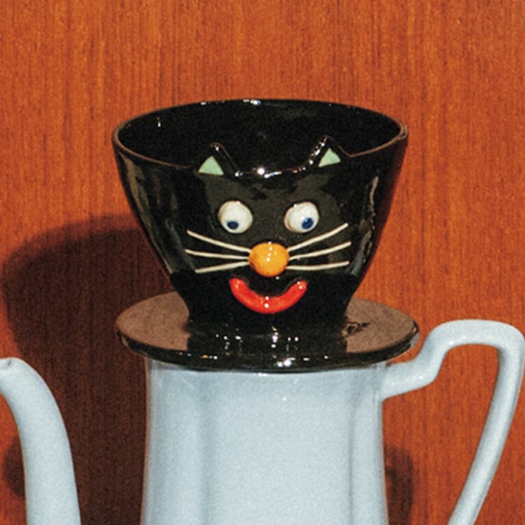 猫のコーヒードリッパー φ10.5×H9cm 14,300円／i10