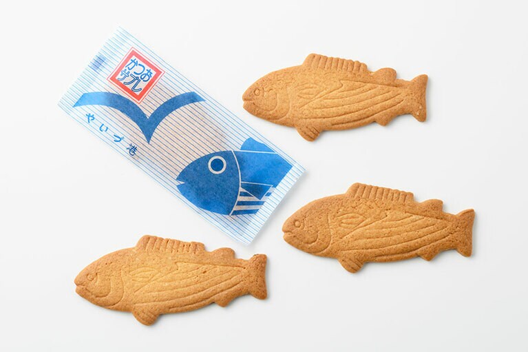 かつおサブレ 5枚入り 820円／御菓子司 角屋