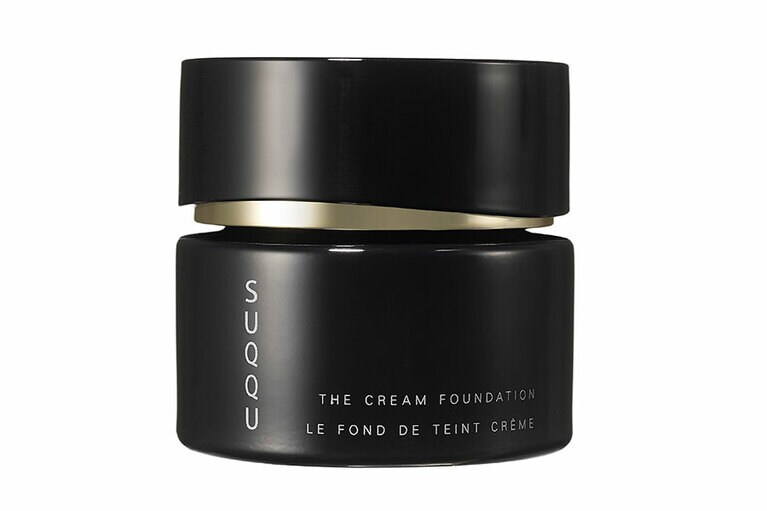 しっとりと満たされた大人の艶肌へ。「ザ クリーム ファンデーション 110／120」15g(ハーフサイズ)。※画像は30gのサイズです。