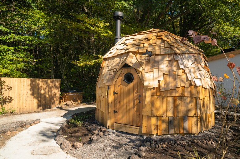 定員は６名。貸切でも相席でも利用できる。写真提供：kaveri