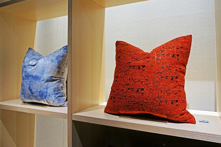 クッション「New York」33,000円。