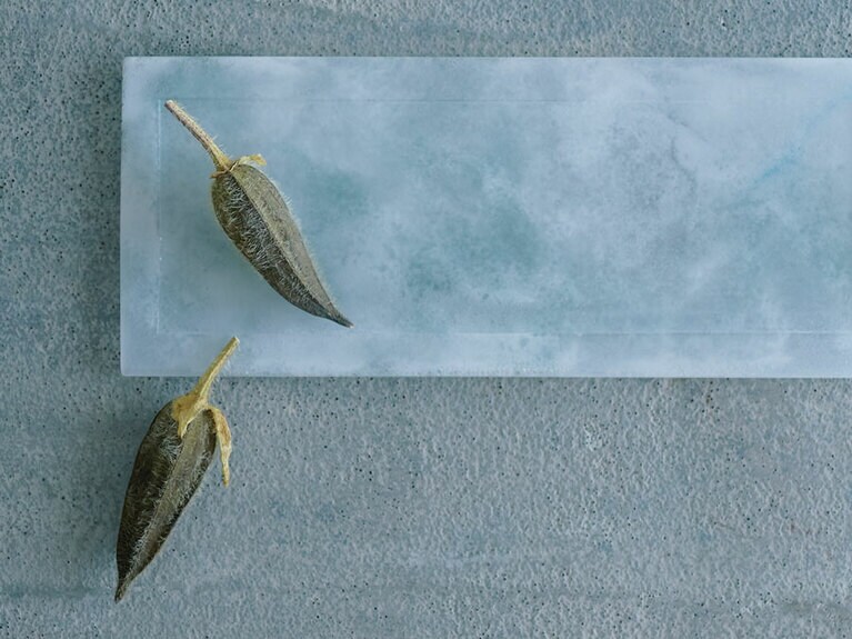 shijima 長皿 霞 H0.5×W23×9.5cm 6,600円／うつわshizen