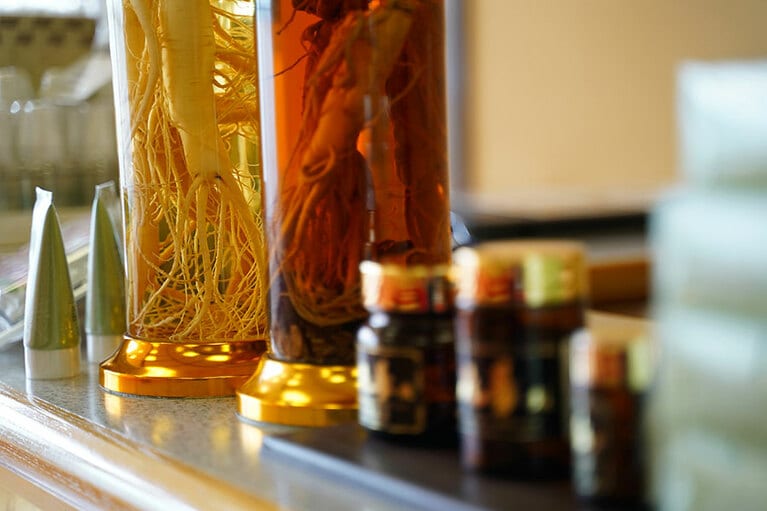 江戸時代、財政難の打開策として取り組んだ高麗人参の栽培。今では世界的な評価を得ている。