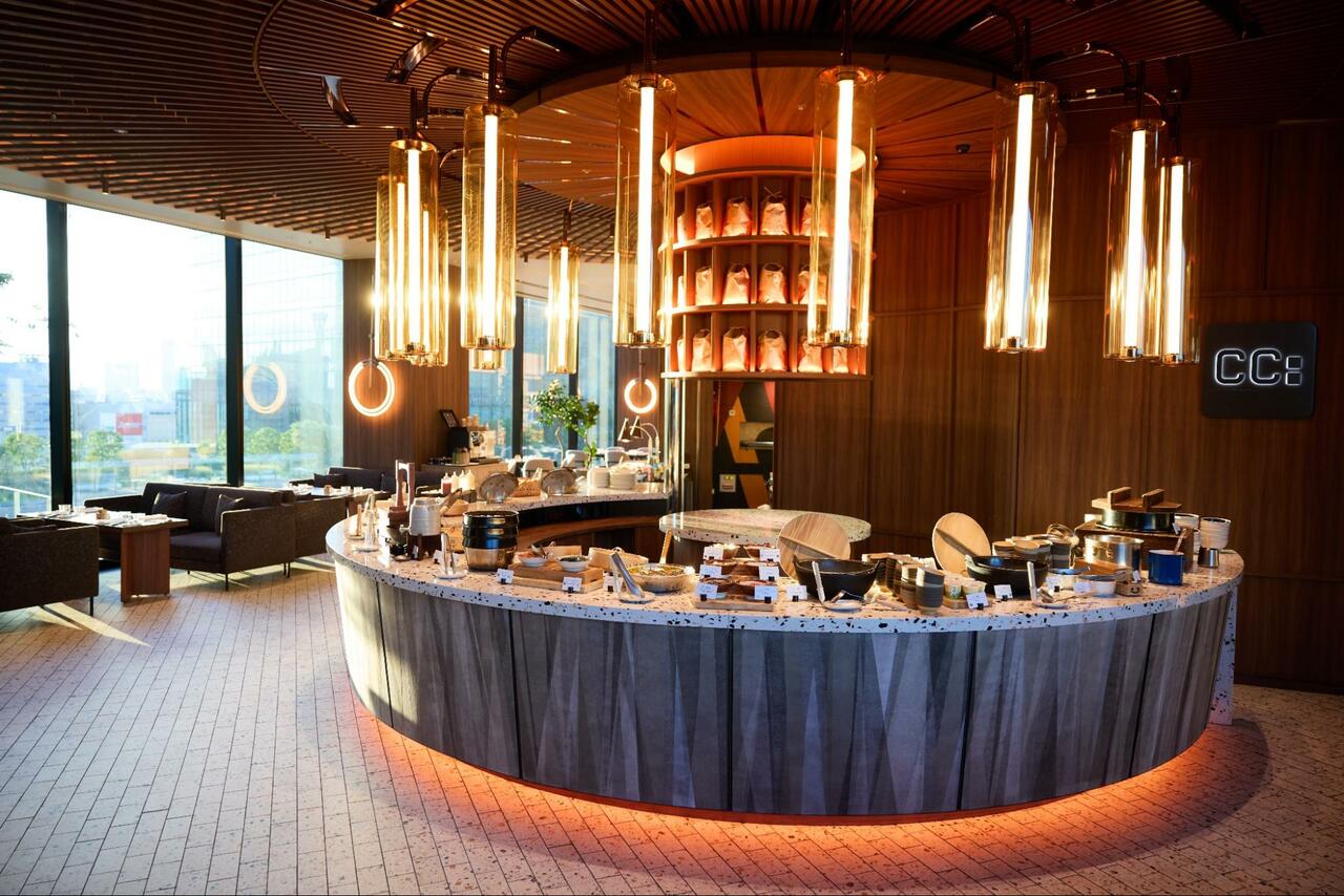 朝食ビュッフェは「CC：CARBON COPY」で。