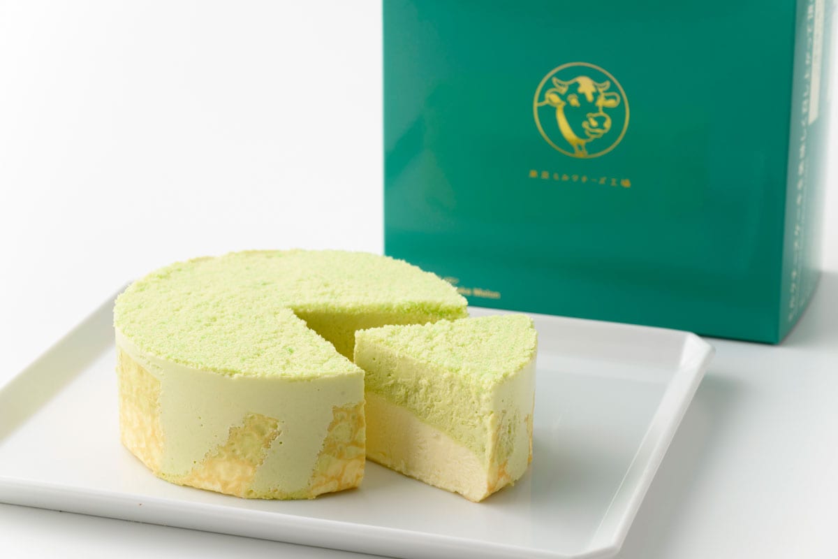 ミルクチーズケーキ メロン 2,592円（280g）。