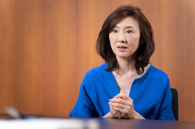 村上里沙 画像 年齢確認動画が2億回再生”女優・赤間麻里子(53)が人生で初体験したこと