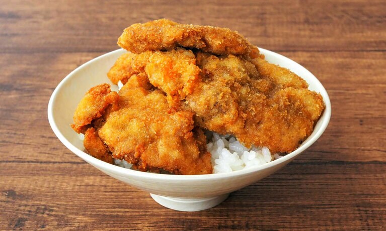 新潟版タレカツのっけ丼。