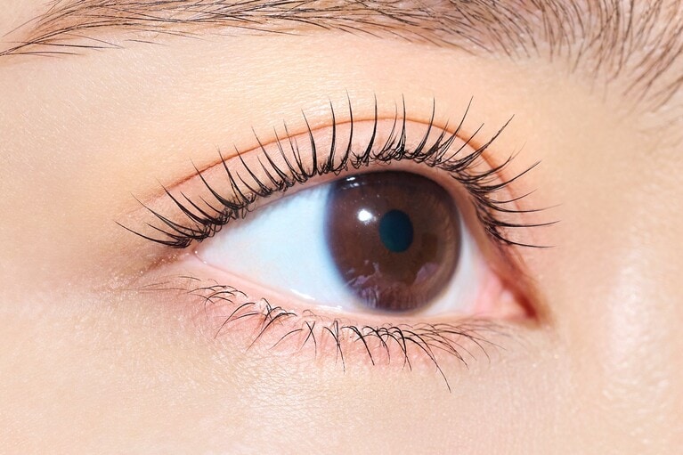 デジャヴュ フォルミングラッシュ グロウブラック 使用イメージ。