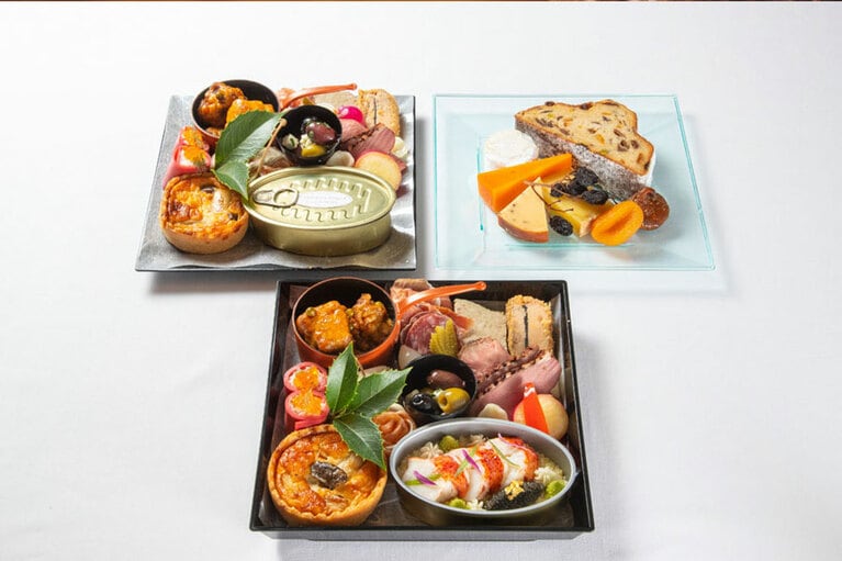 「パーティーセット」(2名用)10,000円(税込／要予約)。