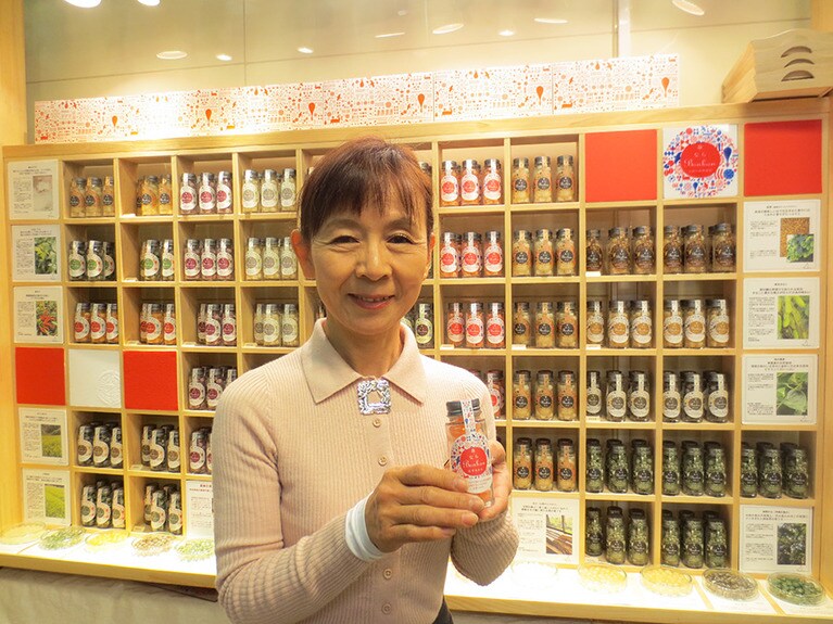 商品開発をした神谷優希さん。