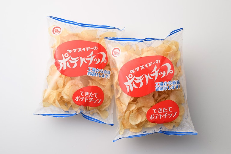 【埼玉県】菊水堂の「できたてポテトチップ」1,666円(1箱3袋入り、2箱セット、送料別)。