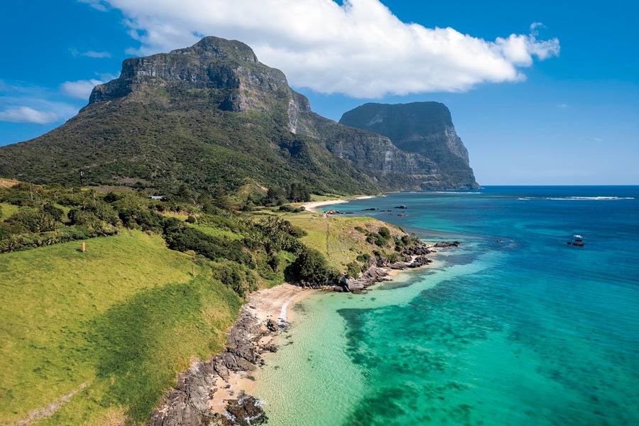 ロード・ハウ諸島🄫Tourism Australia