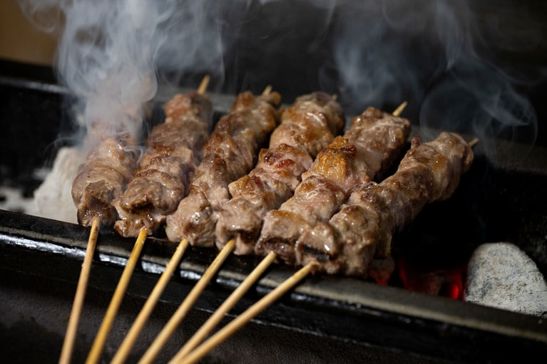 多くの店舗で提供している、味坊名物の絶品羊料理！