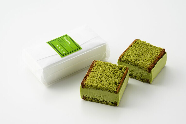 然花抄院「雪花霜」5,400円（送料込み、12×6×3cm×8個入り）／京都府