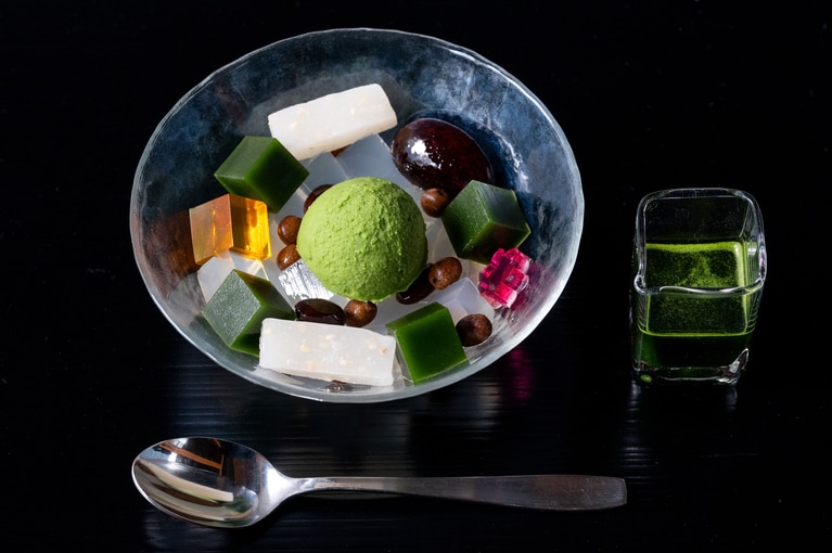 「抹茶のあんみつ」2,200円。12月1日から12月下旬まで提供予定。