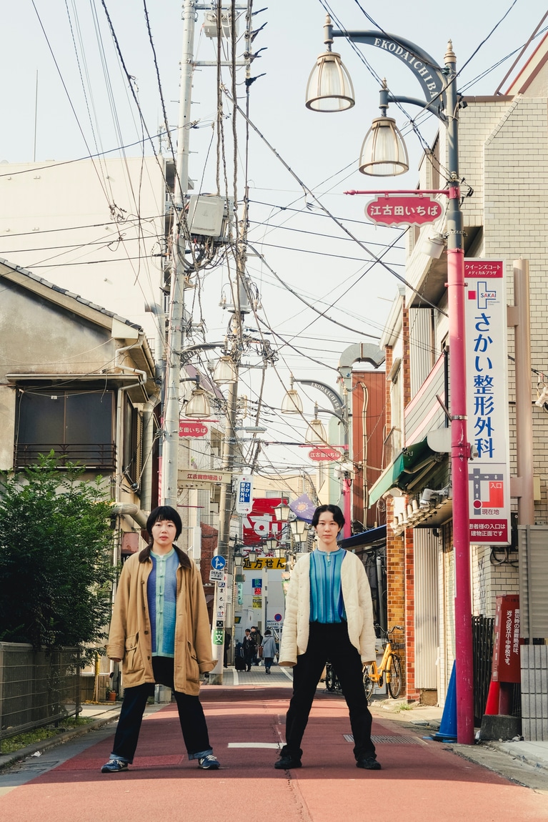 もめんとの二人。学生時代はコロナ禍でなかなか学校に行く機会も少なかったと振り返る。