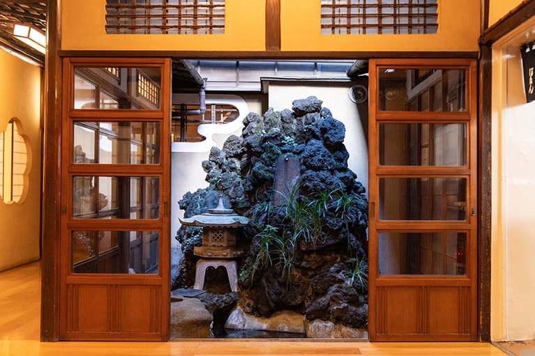 立派な中庭も見どころのひとつ。