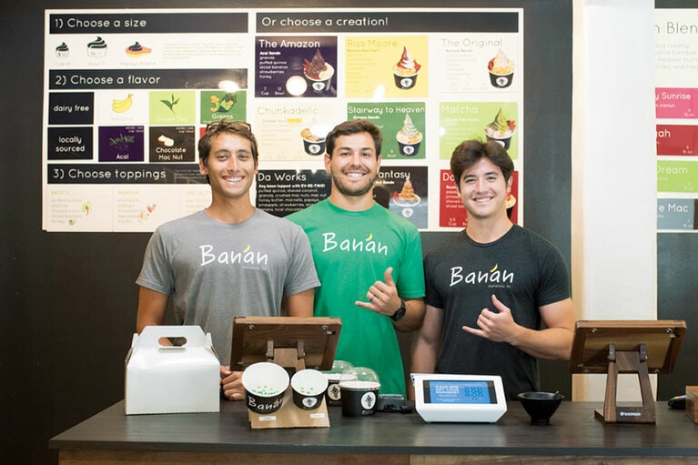 【バナン】フードトラックも継続中だよ。