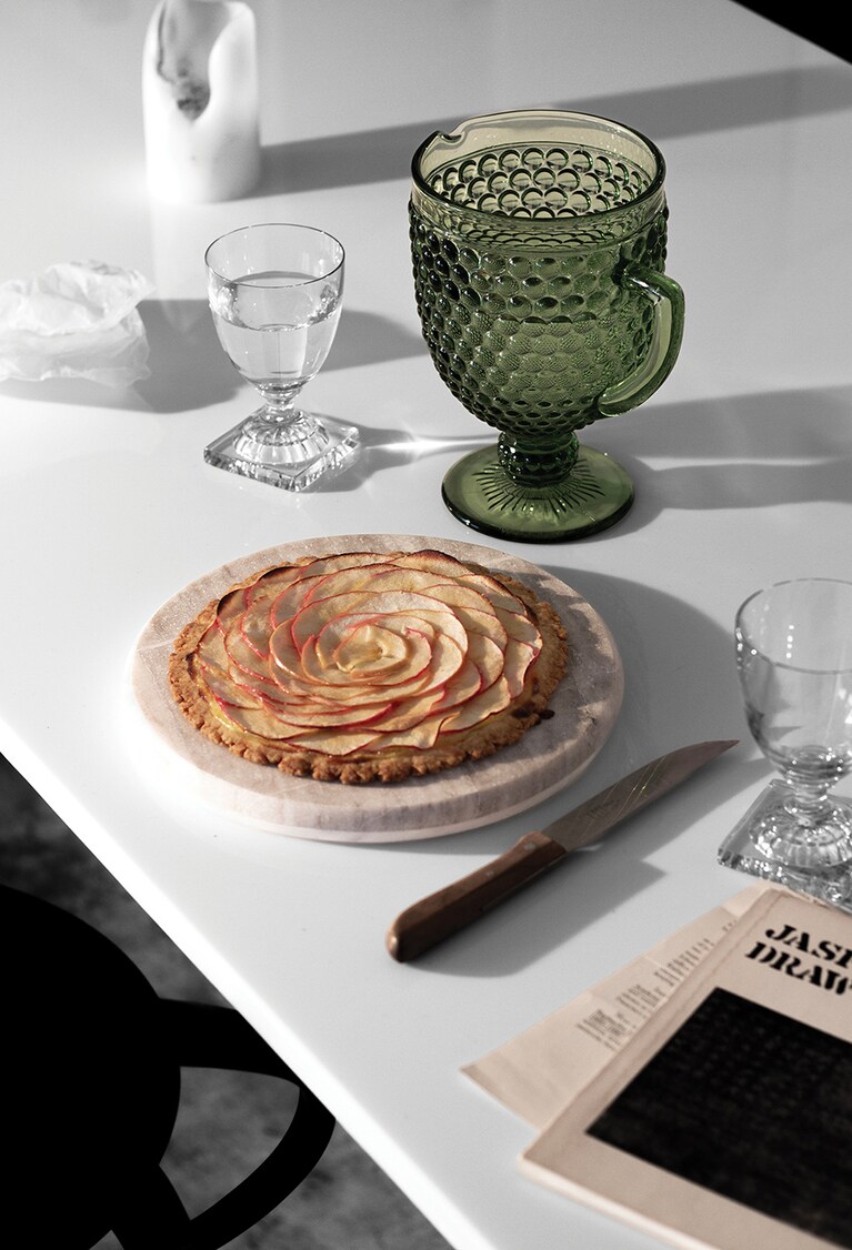 「りんごとクレーム・アングレーズのフラットパイ」。