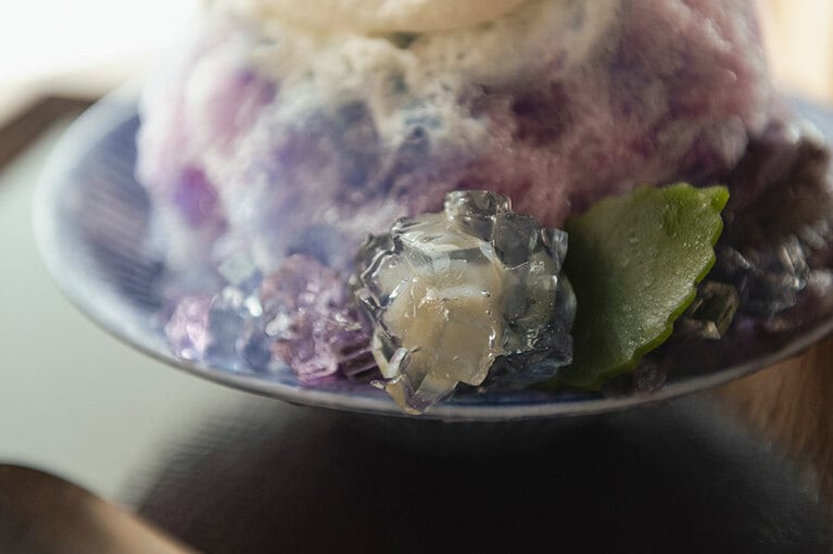 和菓子職人の技も随所に光る。