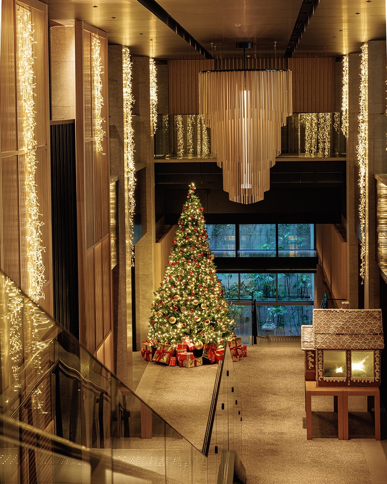 地下1階のクリスマスツリー。