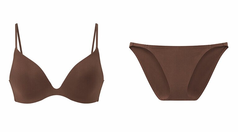 左から、ブラ 1,990円、ショーツ 590円。