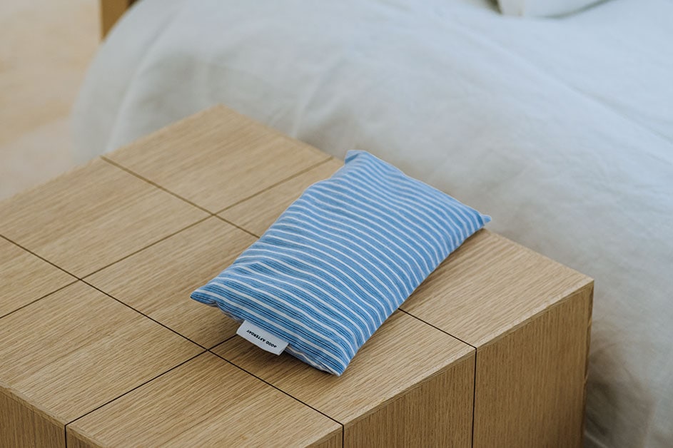 GOOD AFTERDAY アイピロー〈米ぬか×よもぎ〉 22×11×3cm 3,740円／アクタス