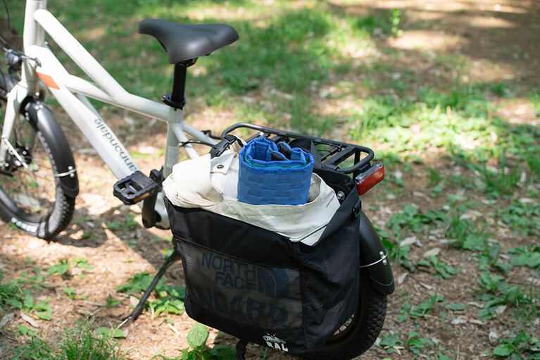 流石アウトドアアイテム！ 収納すると、こんなにコンパクトに。