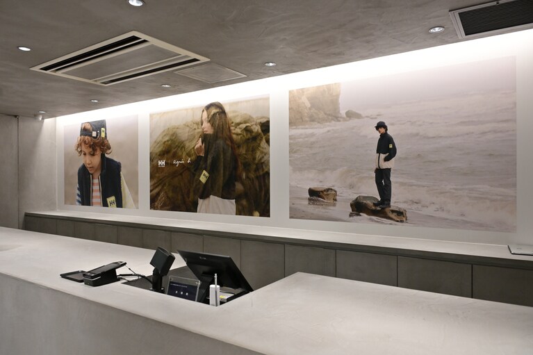 ヘリーハンセン×アニエスベー。