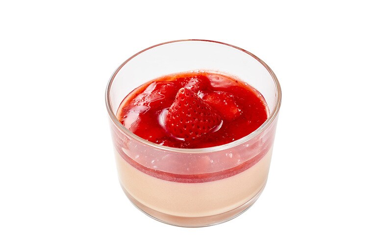 ストロベリープリン 399円。IKEA原宿、IKEA渋谷を除く全国のイケアストアで提供。