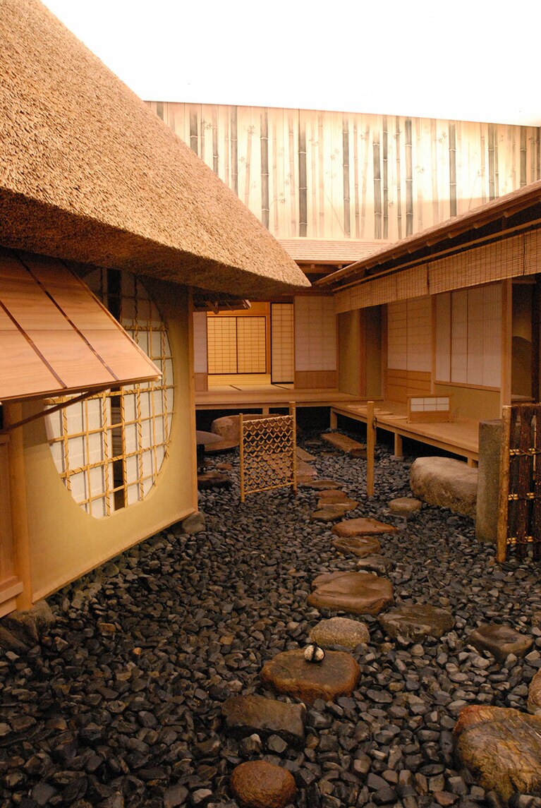 ホテルの中に本格的な茶室が。