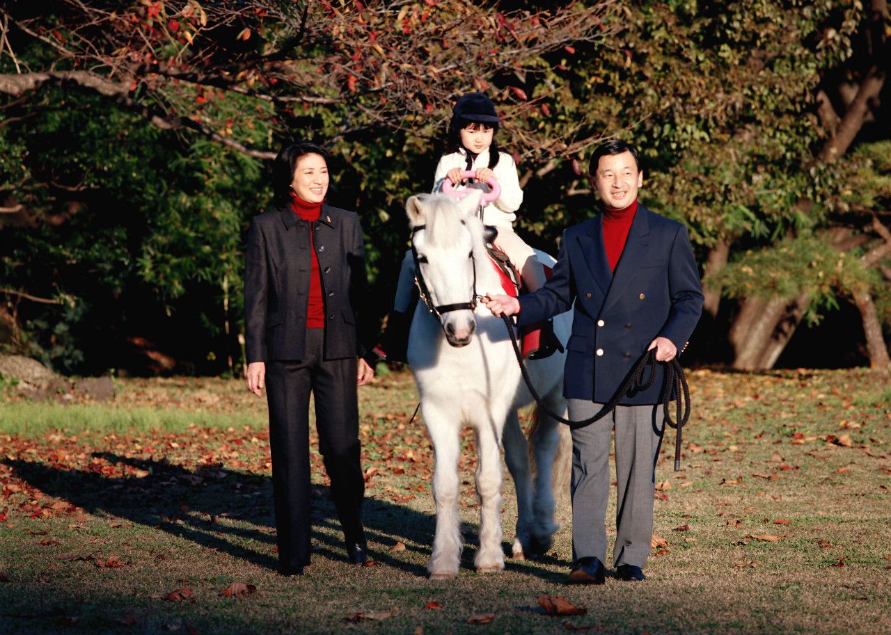 2006年11月、愛子さまのお誕生日に際してのご近影　宮内庁提供
