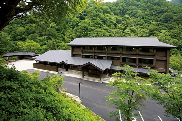【元湯甲子温泉 旅館大黒屋】日光国立公園の豊かな自然に囲まれた一軒宿。